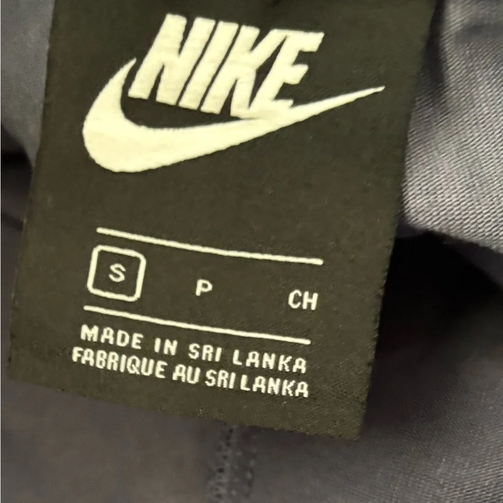 Nike Women's Air Tights in Lavender Mist